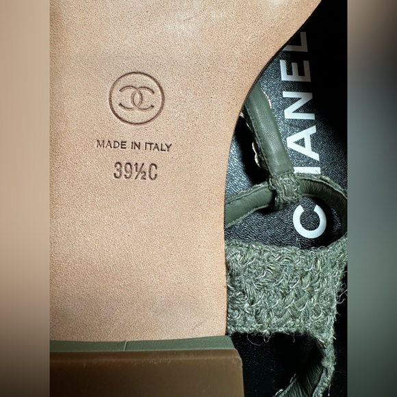 CHANEL Women's Sandals with Green Straps-Thongs,Tweed brand new with box - Picture 8 of 10